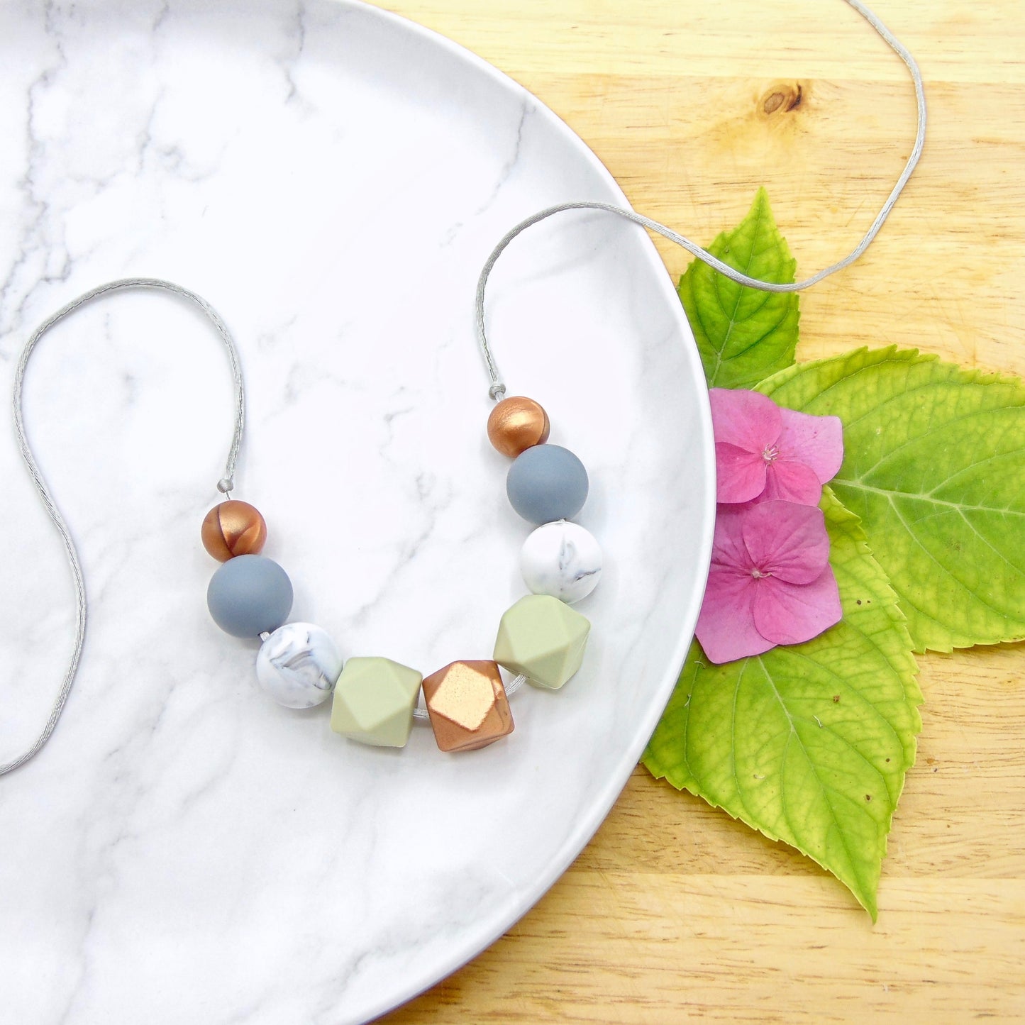 WAREHOUSE CLEARANCE Khaki and Copper - 9 Bead Necklace